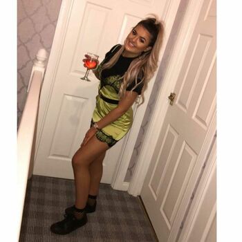 mollymullanx