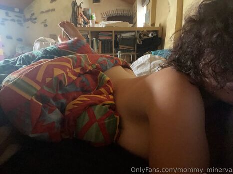 mommy_minerva