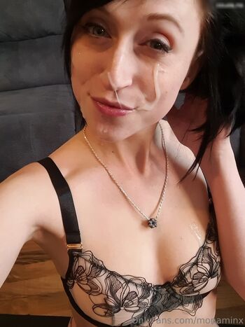 Mona Minx