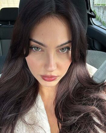 Mona Schon