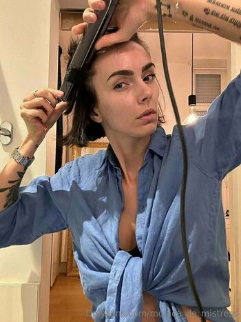 monica_de_mistress