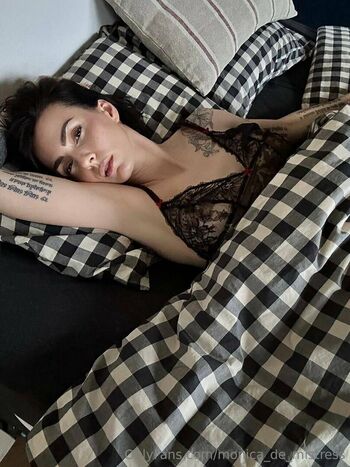 monica_de_mistress