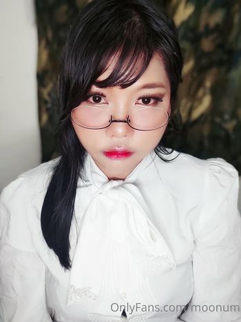 moonum