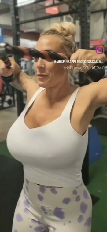 MrsPineappleGoddess