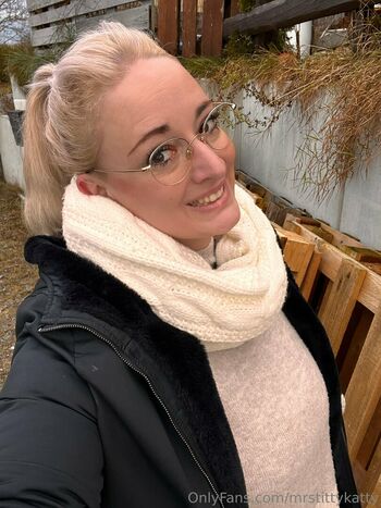 mrstittykatty