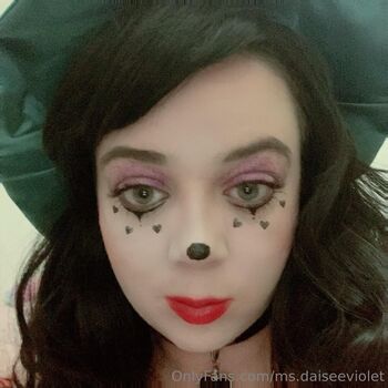 ms.daiseeviolet