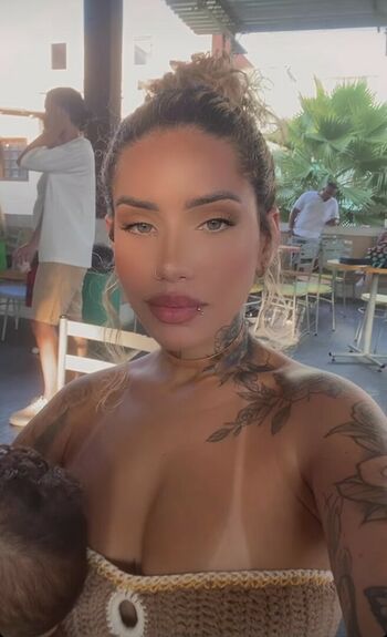 Muito Linda