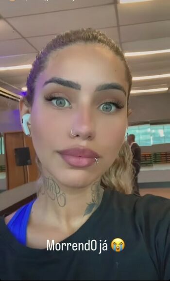 Muito Linda