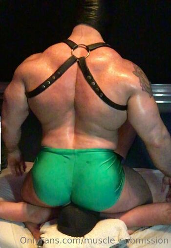 muscle_submission