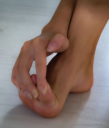 mypointedfeet