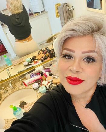 Myra La Chula