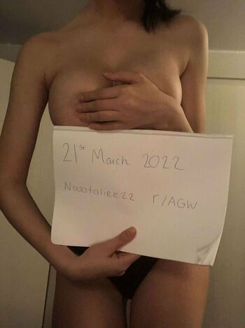 Naaataliee22