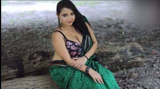 Naari Magazine