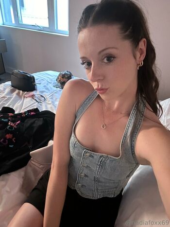 Nadia Foxx