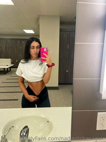 nadiastrikesagain