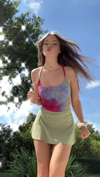 nadinebreaty