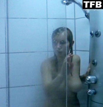 Nadja Uhl