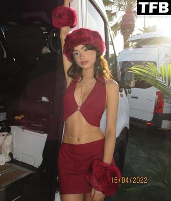 Nailea Devora