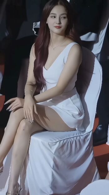 Nancy Momoland