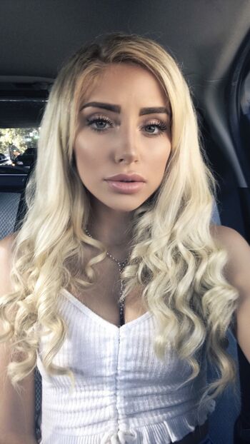 Naomi Woods