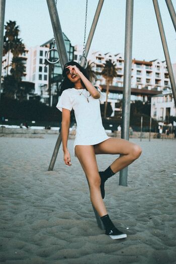 Naomi Woods