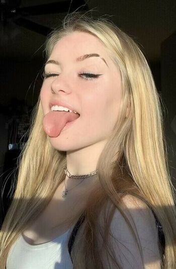 NaomiSkyex