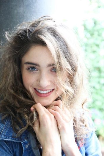 Natalia Dyer