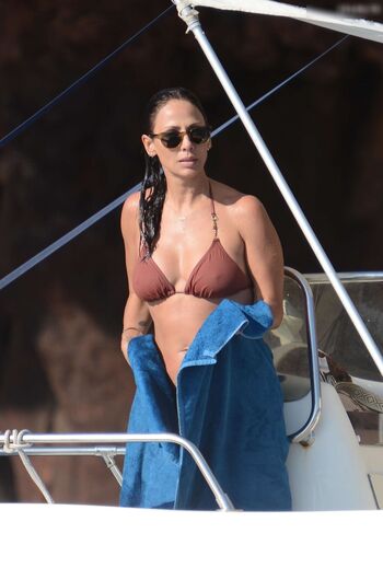 Natalie Imbruglia
