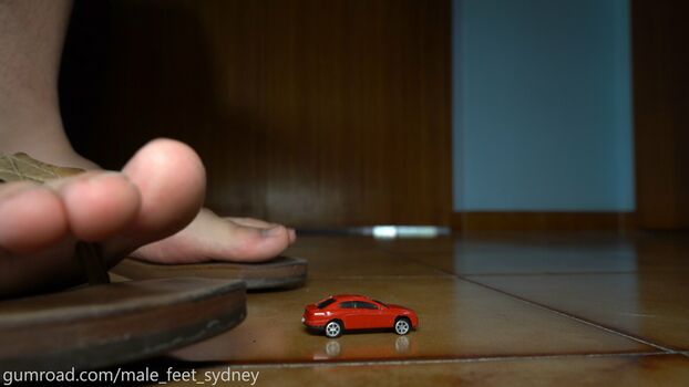 nathan_feet