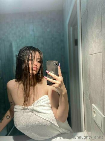 naughty_doll