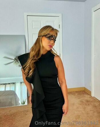 naughtydiamond11