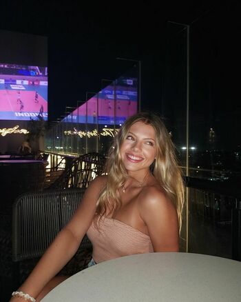 Neela Jolene