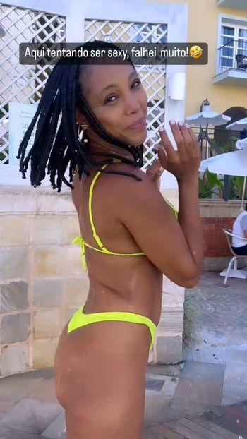 Negra Li