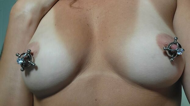 nellebeachgirl