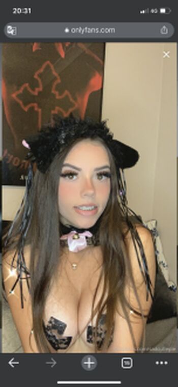Nelly Sadcutiepie