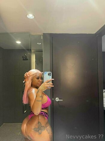 nevvycakes