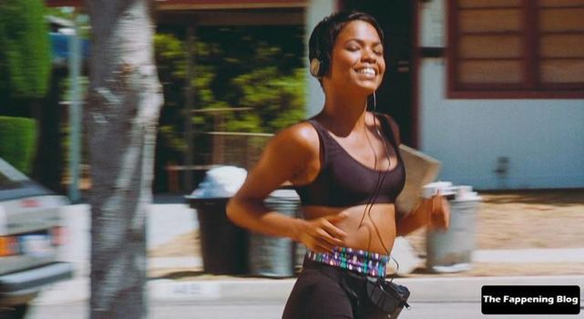 Nia Long