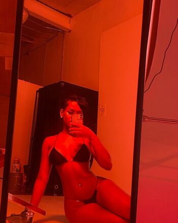 Nia.no.long