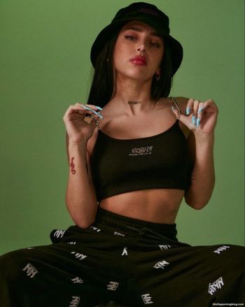 Nicki Nicole