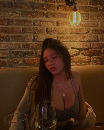 nicole_2n6