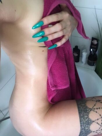 Nicole Anna