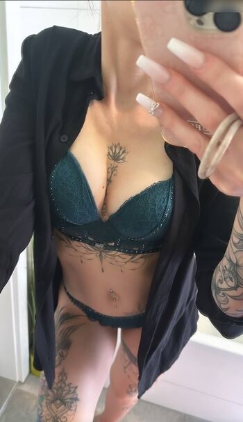 Nicole Anna