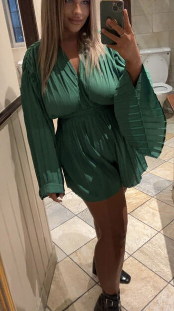 Nicole Barker