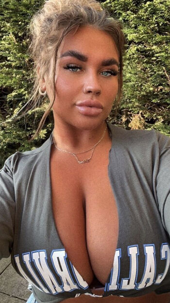 Nicole Barker