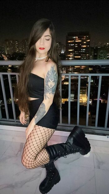 Nicole Diretora
