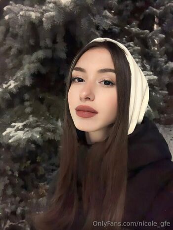 nicole_gfe