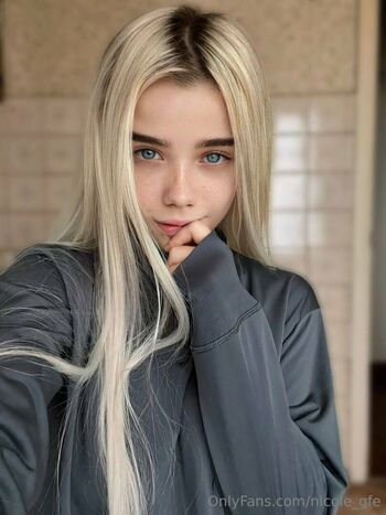 nicole_gfe