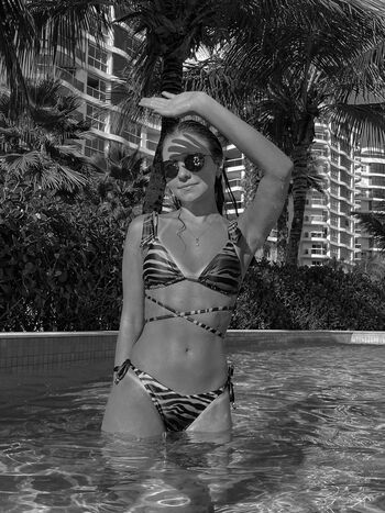 Nicole Loures
