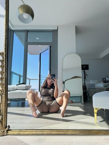nicoledoshi