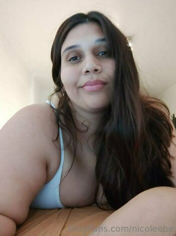 nicoleebe